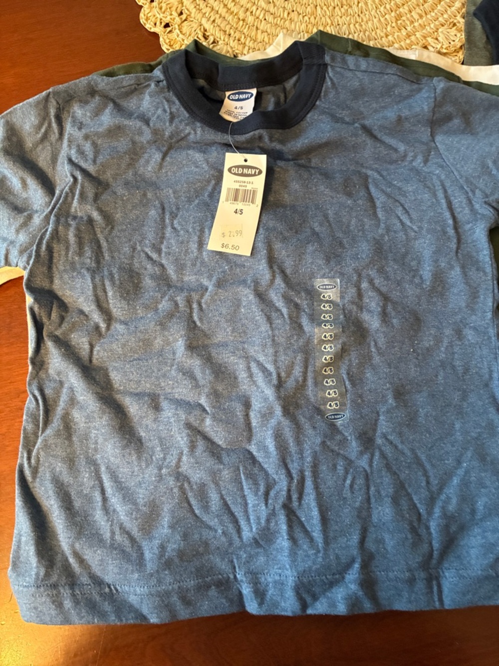 NEW! 7 Old Navy Little Kids' Tees - Picture 5 of 11